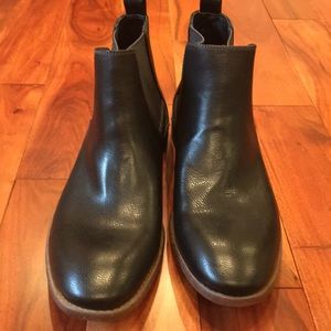 Robert Wayne Black Leather Chelsea Boots New NoTag